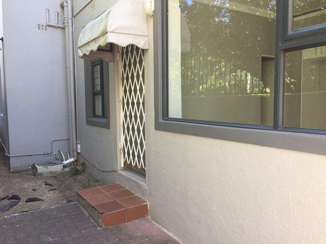 1 Bedroom Property for Sale in Kenilworth Western Cape